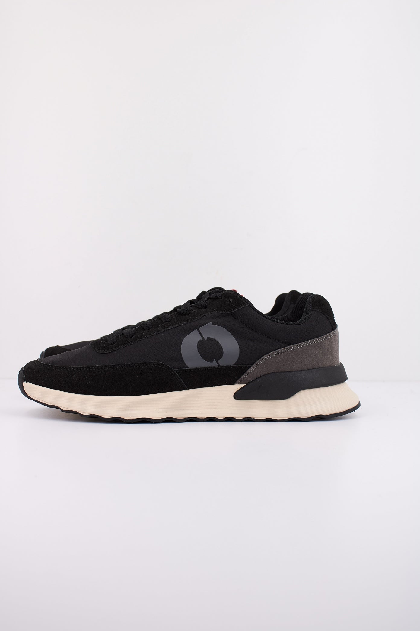 ECOALF MCMSHSNCONDE en color BLACK  (1)