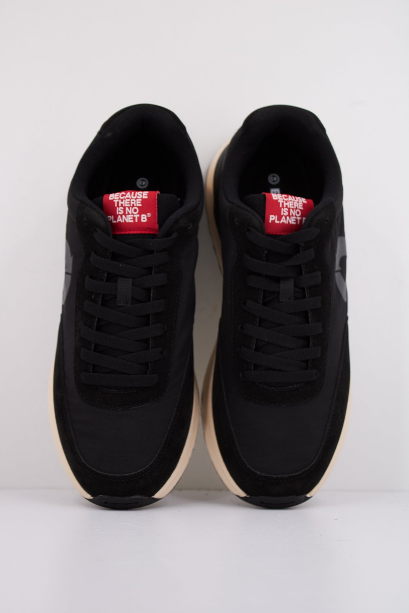 ECOALF MCMSHSNCONDE en color BLACK  (3)