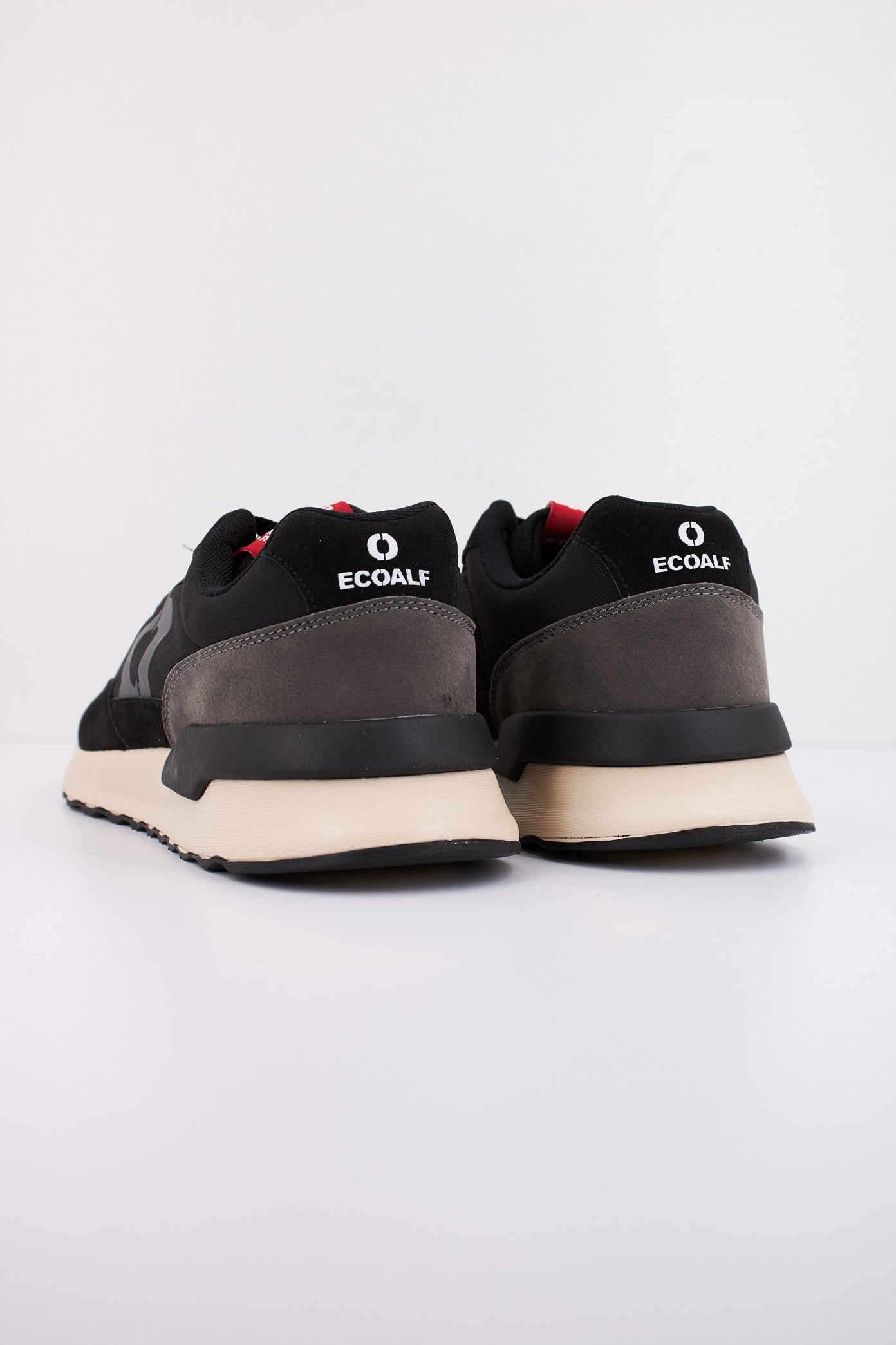ECOALF MCMSHSNCONDE en color BLACK  (4)