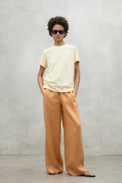ECOALF SALCEALF T-SHIRT WOM en color VANILA  (4)