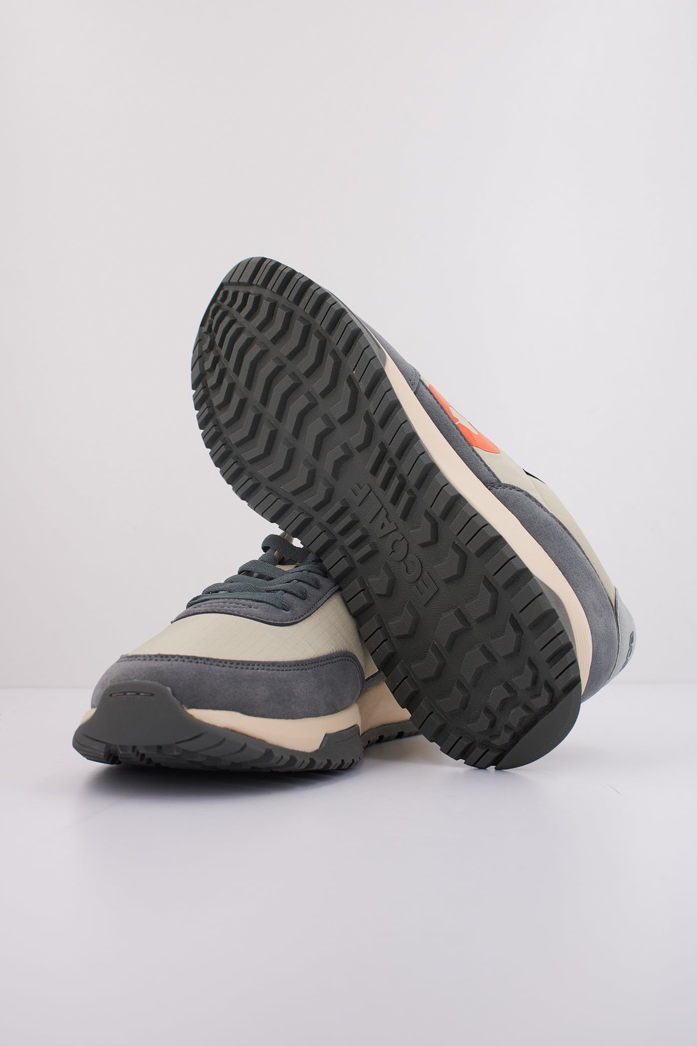 ECOALF VENTURAALF en color BEIGE  (5)