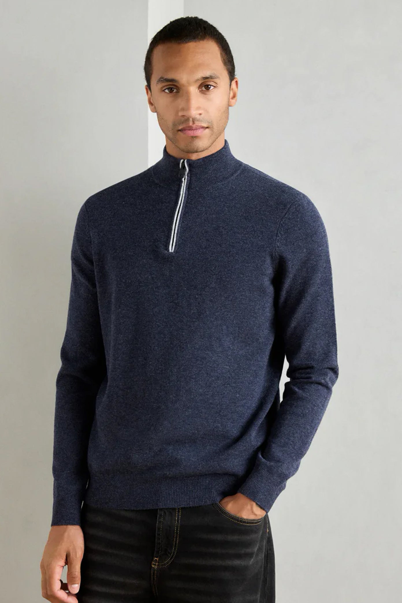ECOALF  LARCH KNIT MAN  en color NAVY  (1)