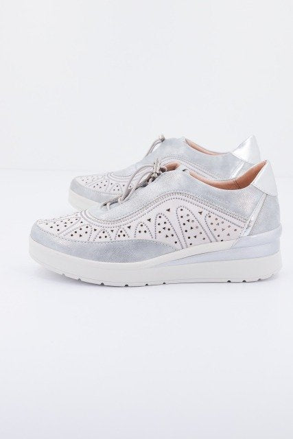 STONEFLY CREAM  SYNT. LAMIN en color   (1)