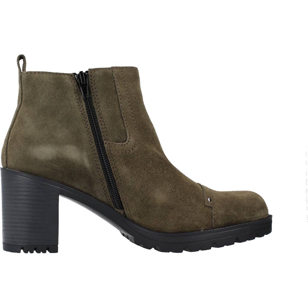 STONEFLY BLASY HDRY  VELOUR en color   (4)