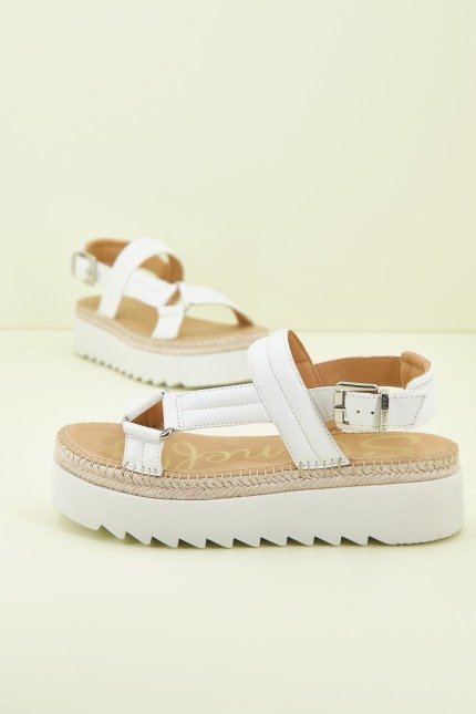 STONEFLY ARIEL   en color   (1)