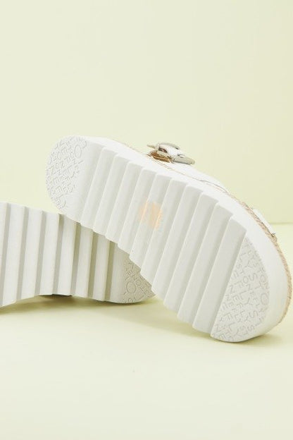 STONEFLY ARIEL   en color   (2)