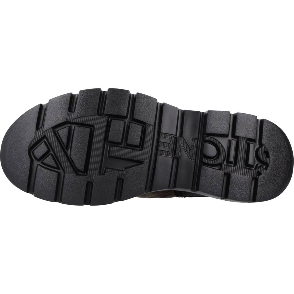 STONEFLY ATHENA  VELOUR OIL en color M  (6)