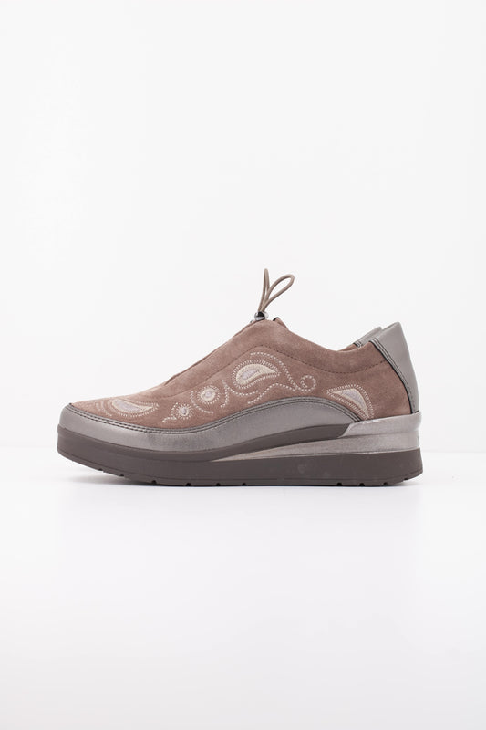 STONEFLY CREAM  VELOUR en color F  (1)