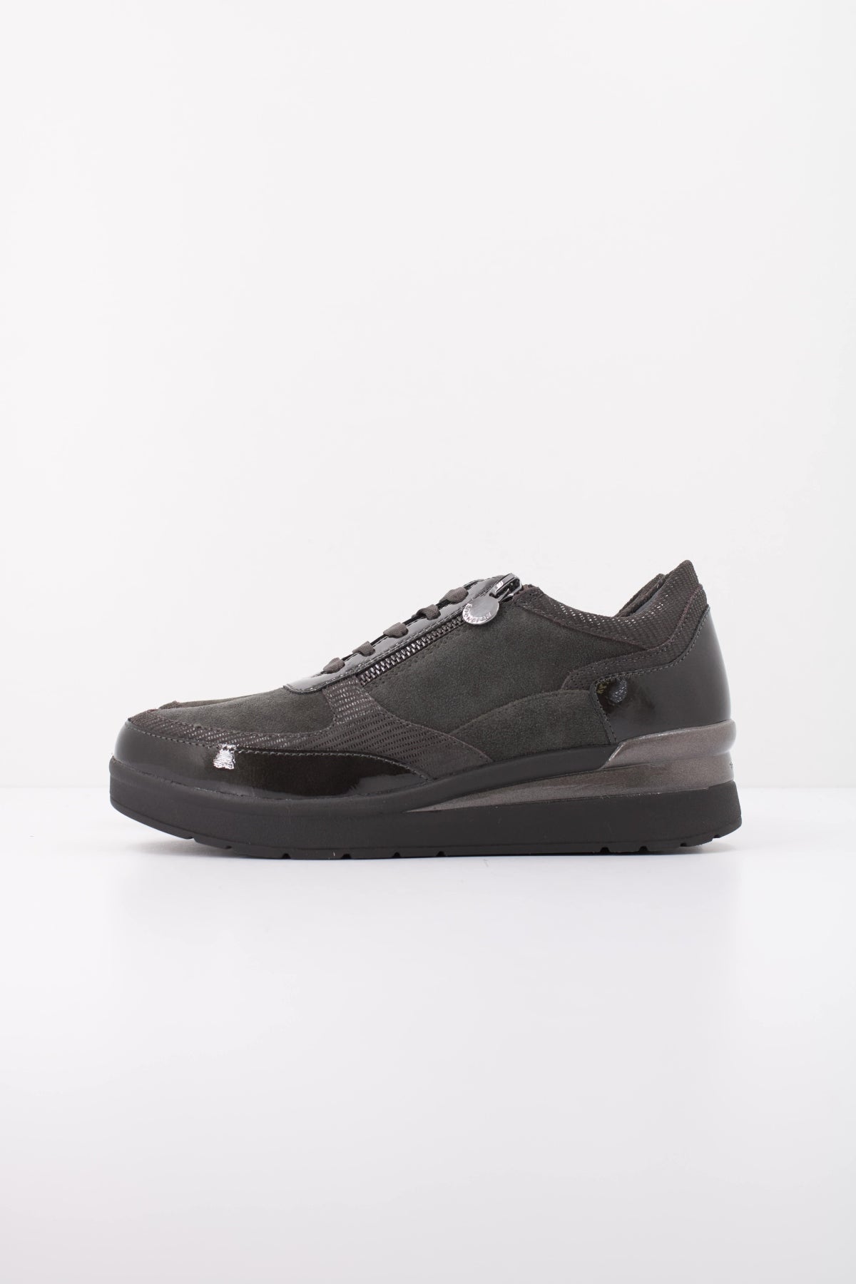 STONEFLY CREAM  VELOUR en color O  (1)