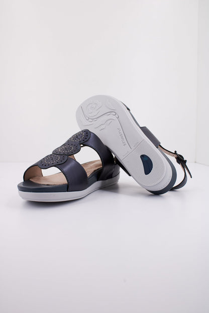 STONEFLY EVE  LAMINATED en color   (5)