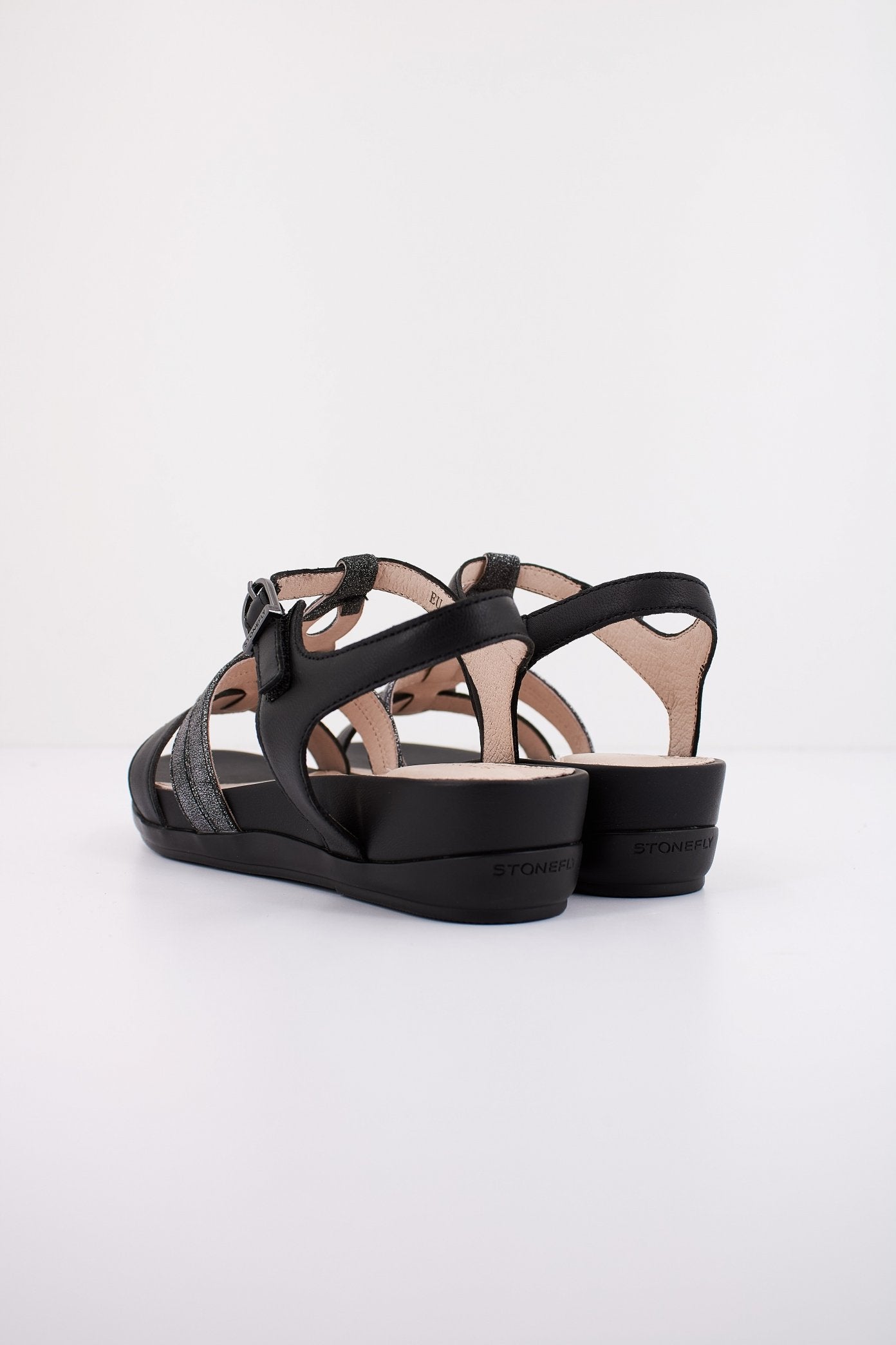 STONEFLY EVE  S. LAMINATED/ en color   (3)