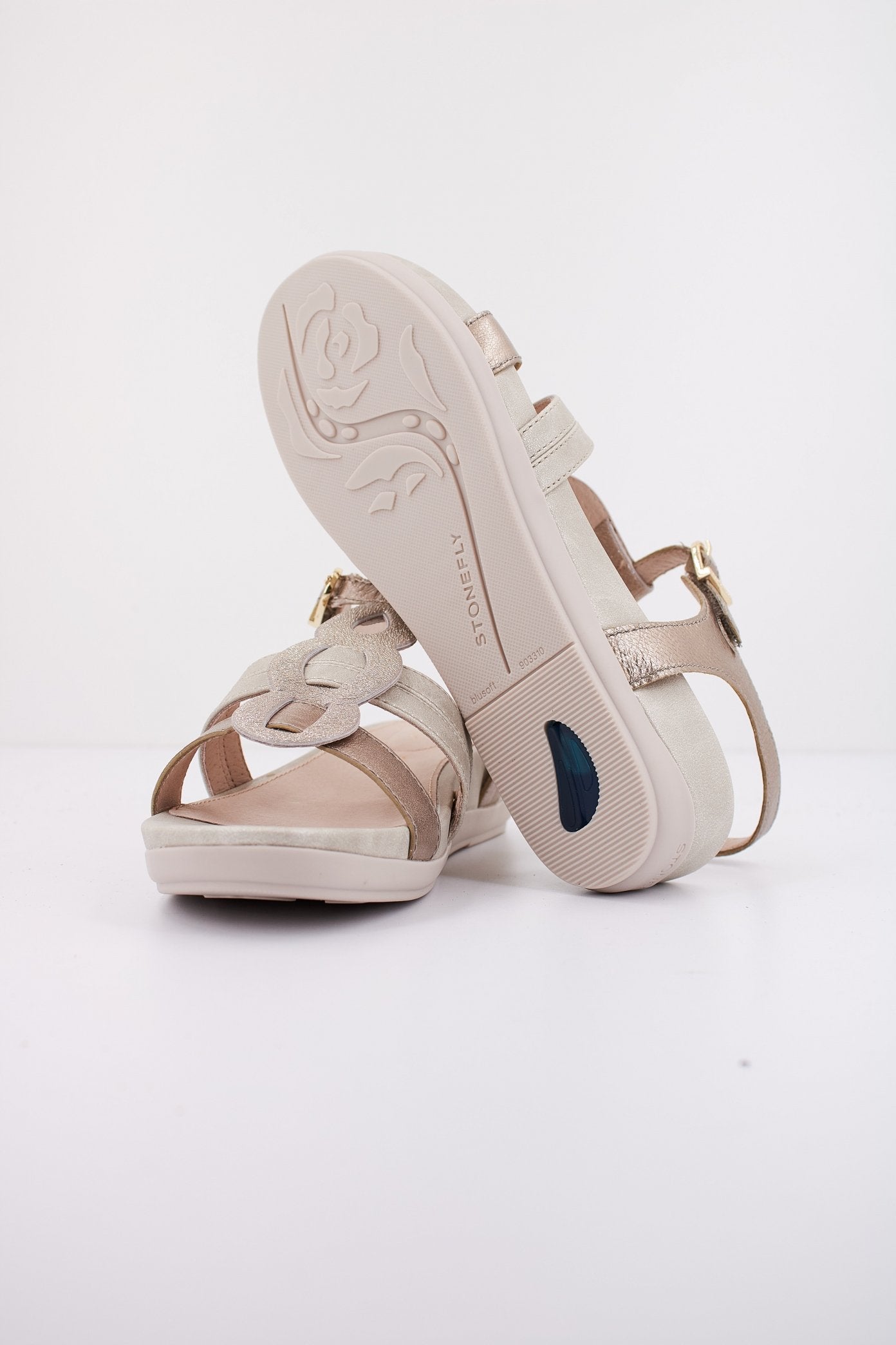 STONEFLY EVE  S. LAMINATED en color Z  (4)
