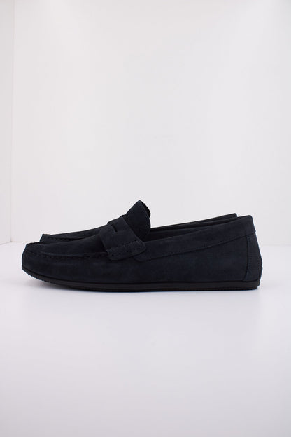 STONEFLY SALVADOR  VELOUR en color D  (1)