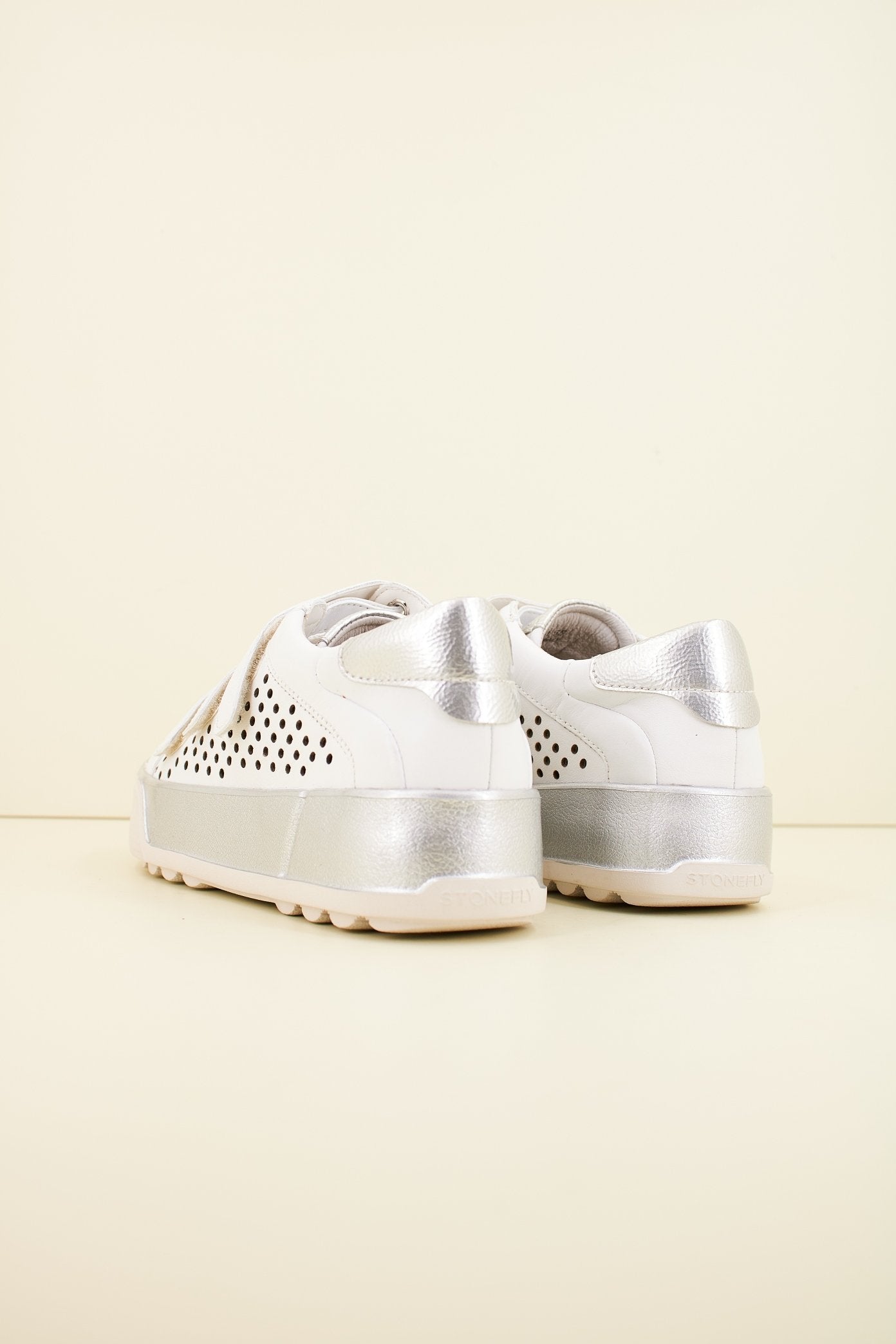 STONEFLY STELLA  NAPPA en color   (3)