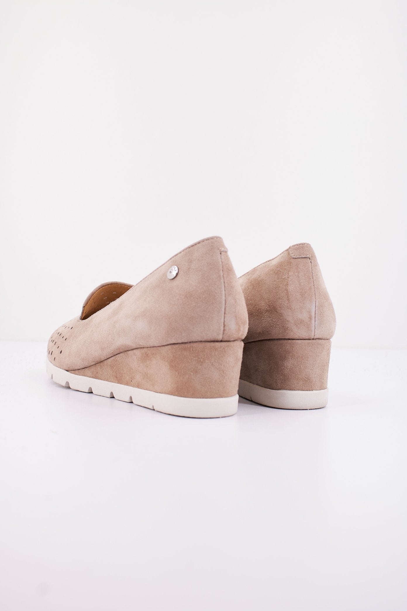 STONEFLY MILLY  GOAT SUEDE en color   (3)