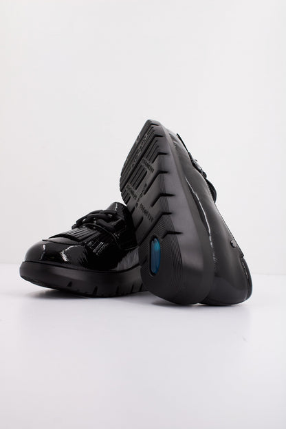 STONEFLY PLUME  PATENT LTH en color   (5)