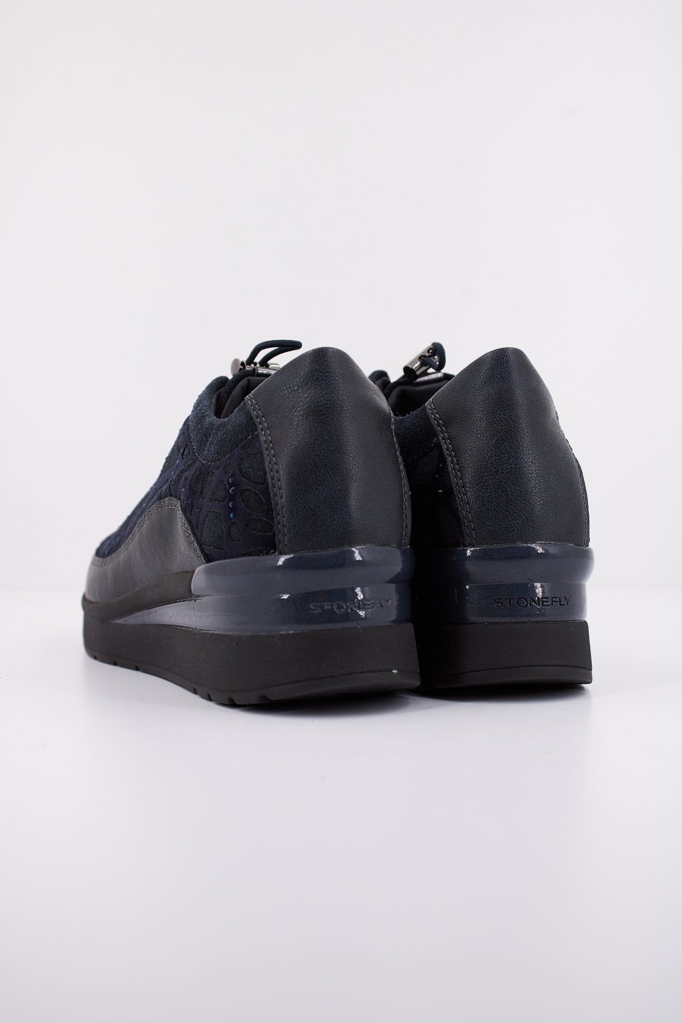 STONEFLY  CREAM   en color D  (4)