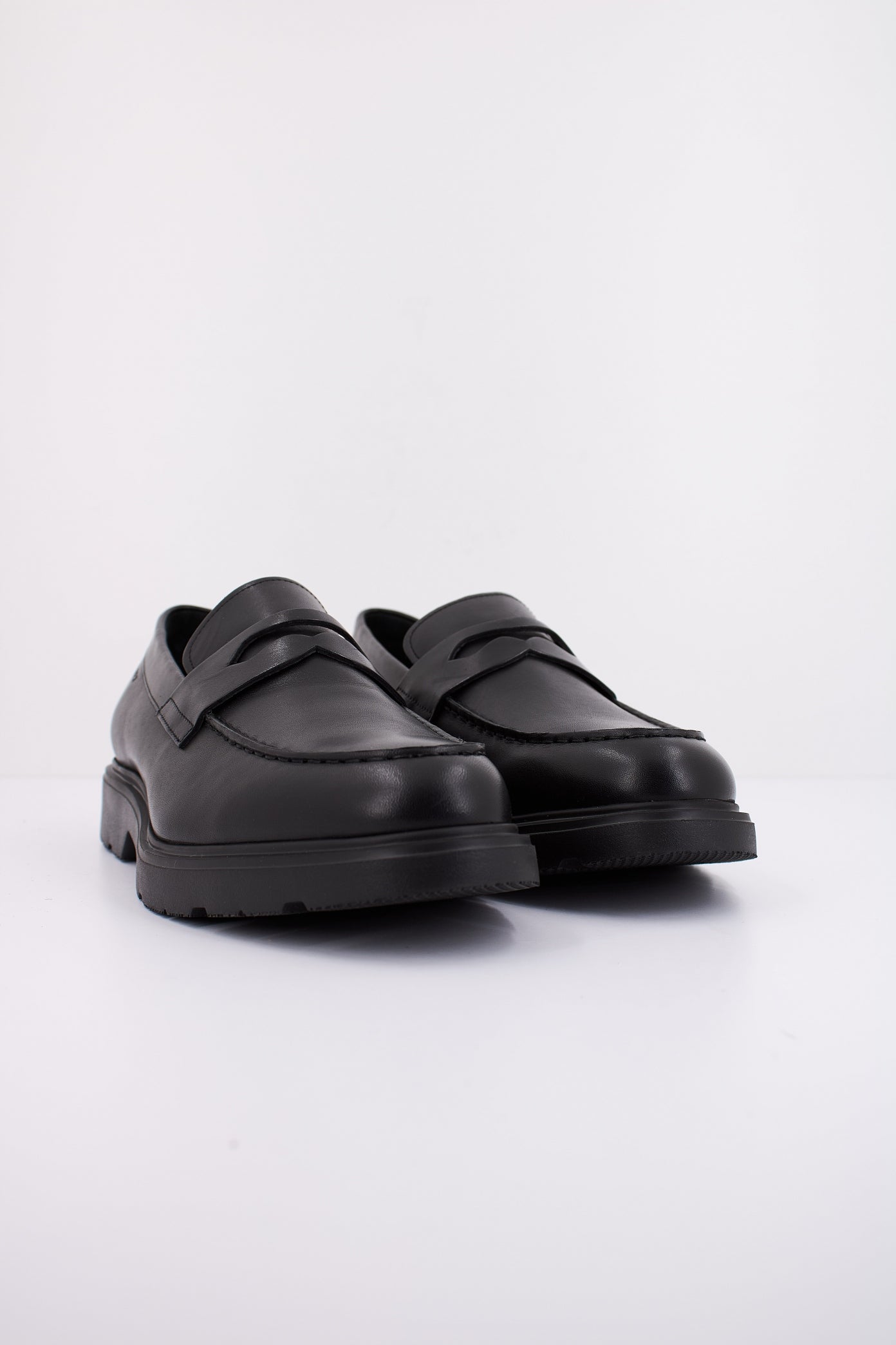 STONEFLY FOREVER  CALF LTH en color   (2)