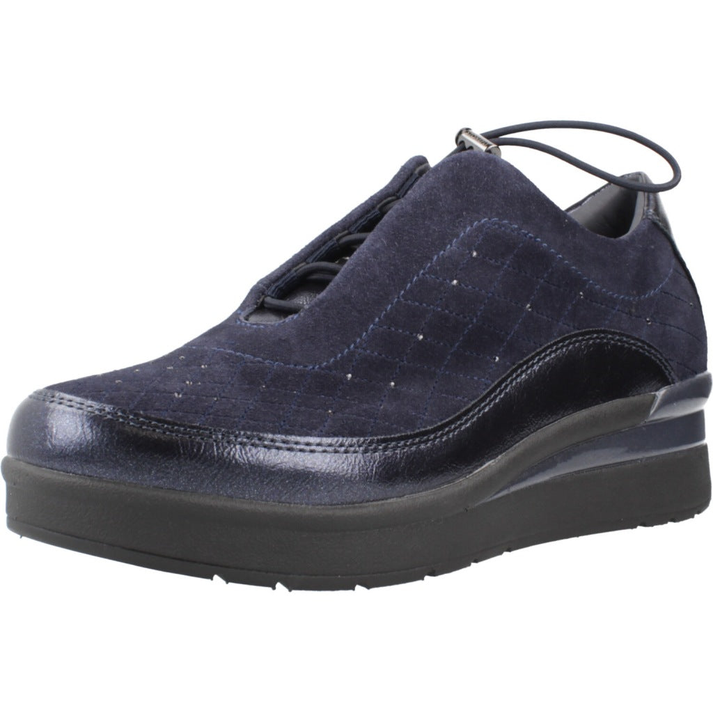 STONEFLY CREAM  PULL en color   (1)