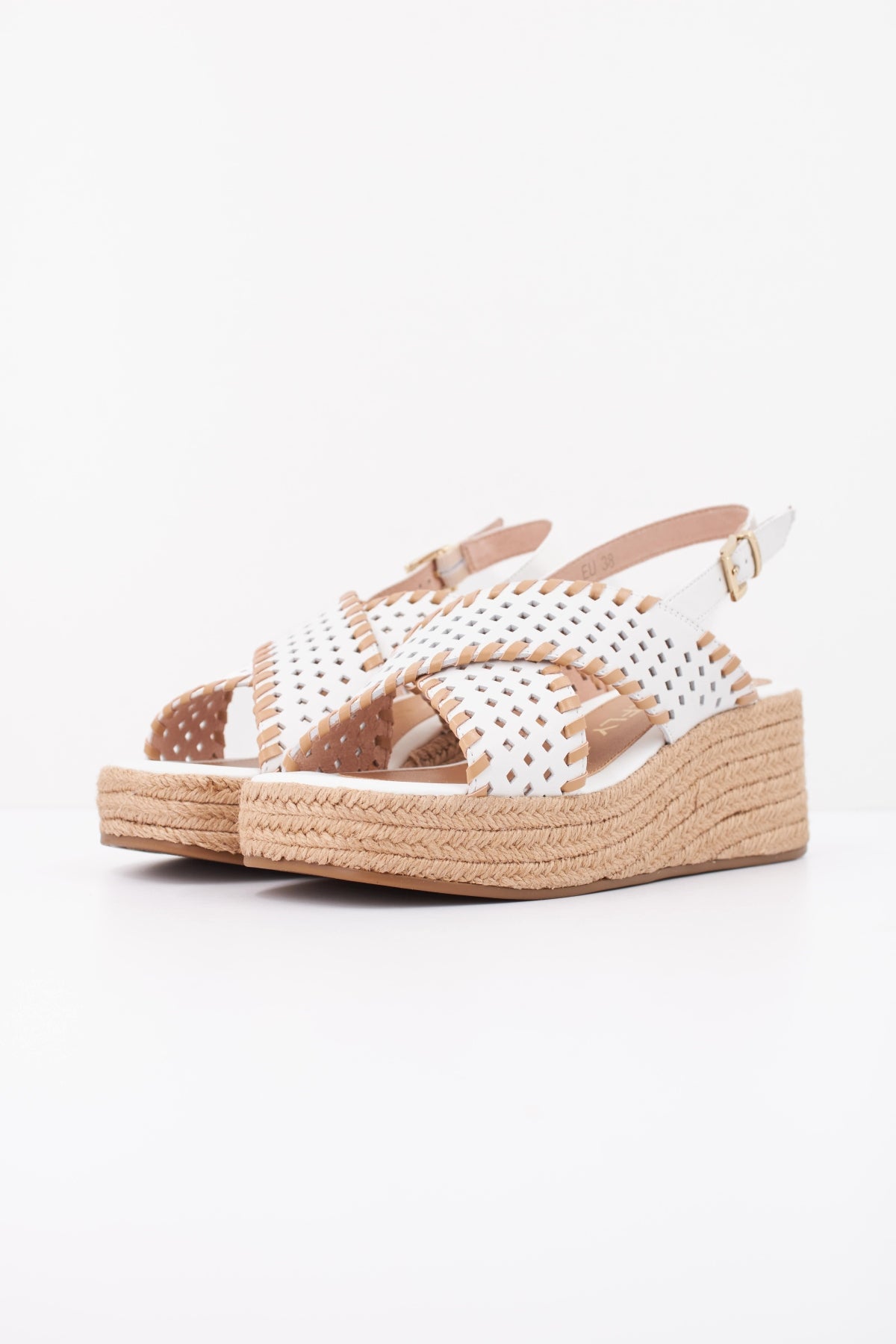 STONEFLY  IVORY  NAPPA LTH  en color   (2)
