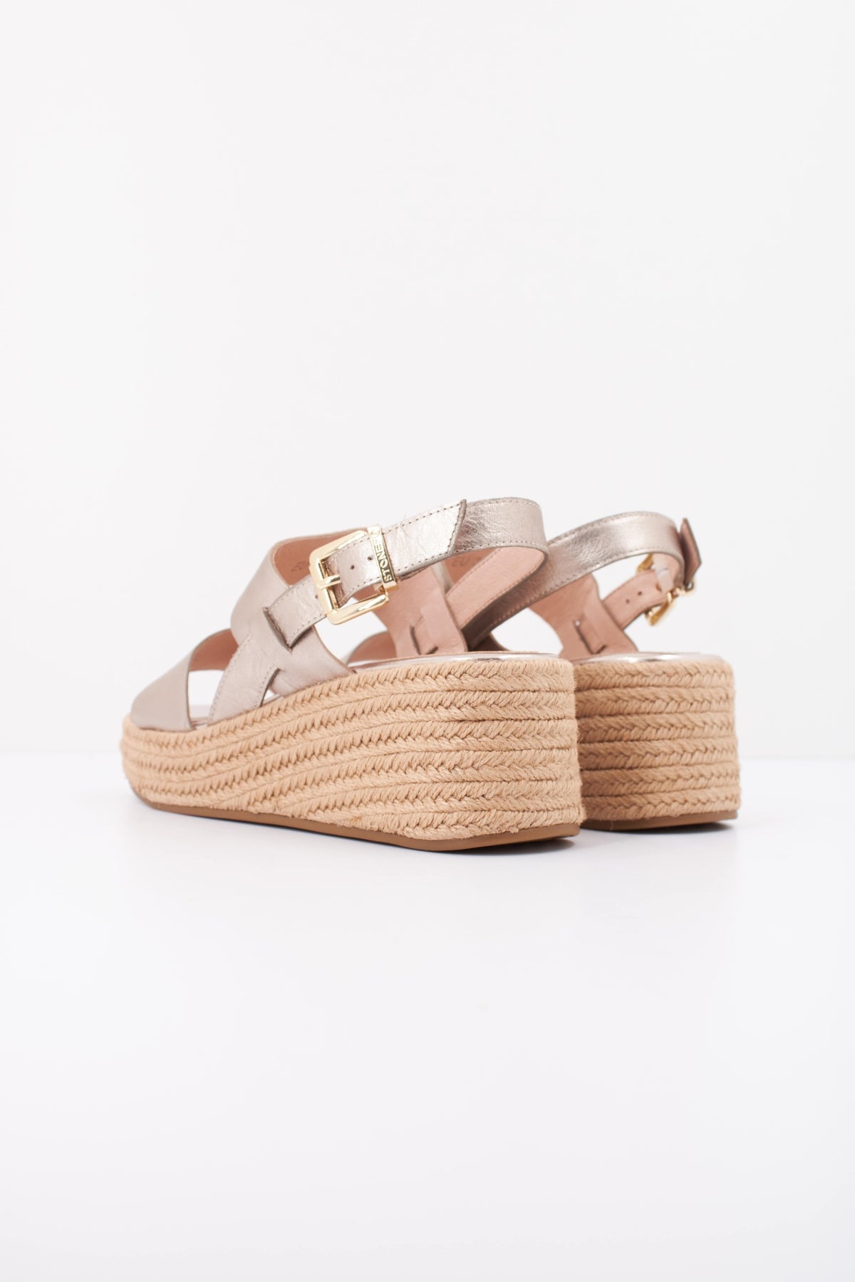 STONEFLY IVORY  en color I  (4)