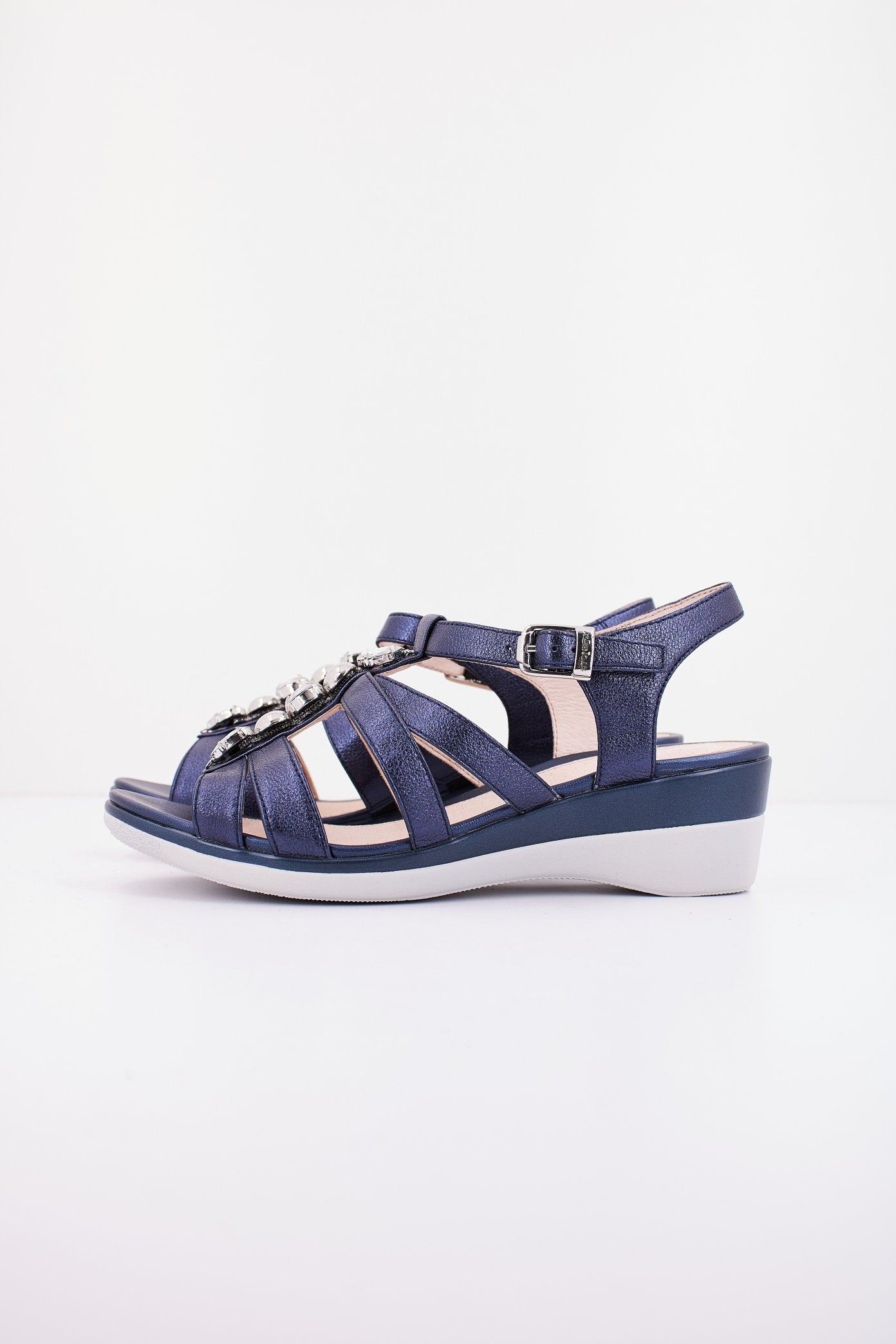 STONEFLY VANITY III  en color K  (1)