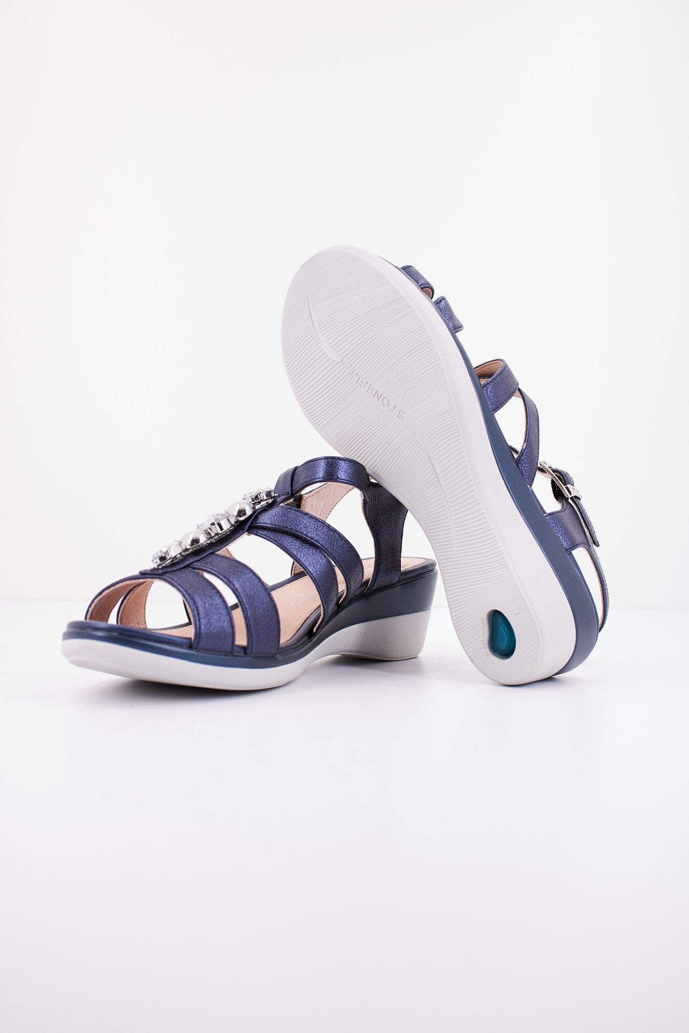 STONEFLY VANITY III  en color K  (4)