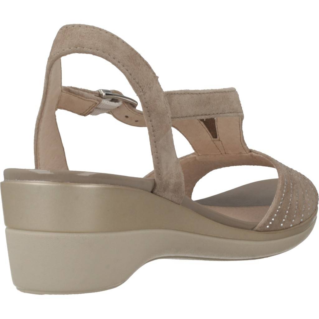 STONEFLY VANITY III  GOAT en color   (3)