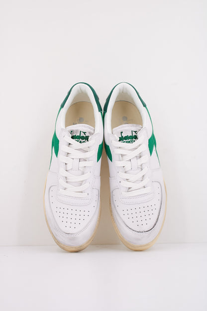 DIADORA HERITAGE BASKET LOW USED en color C  (3)