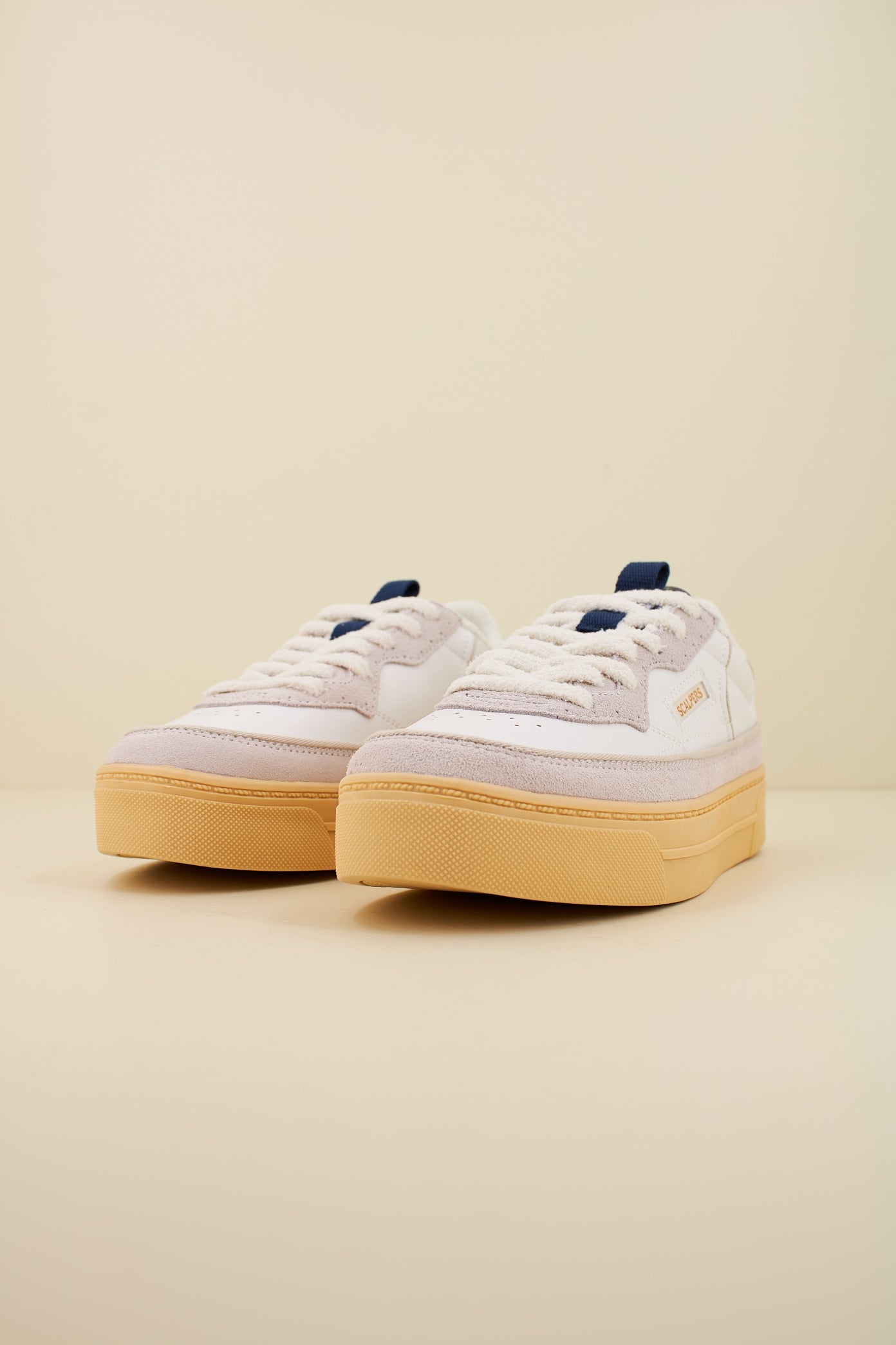 SCALPERS BOTTO D en color BEIGE  (2)