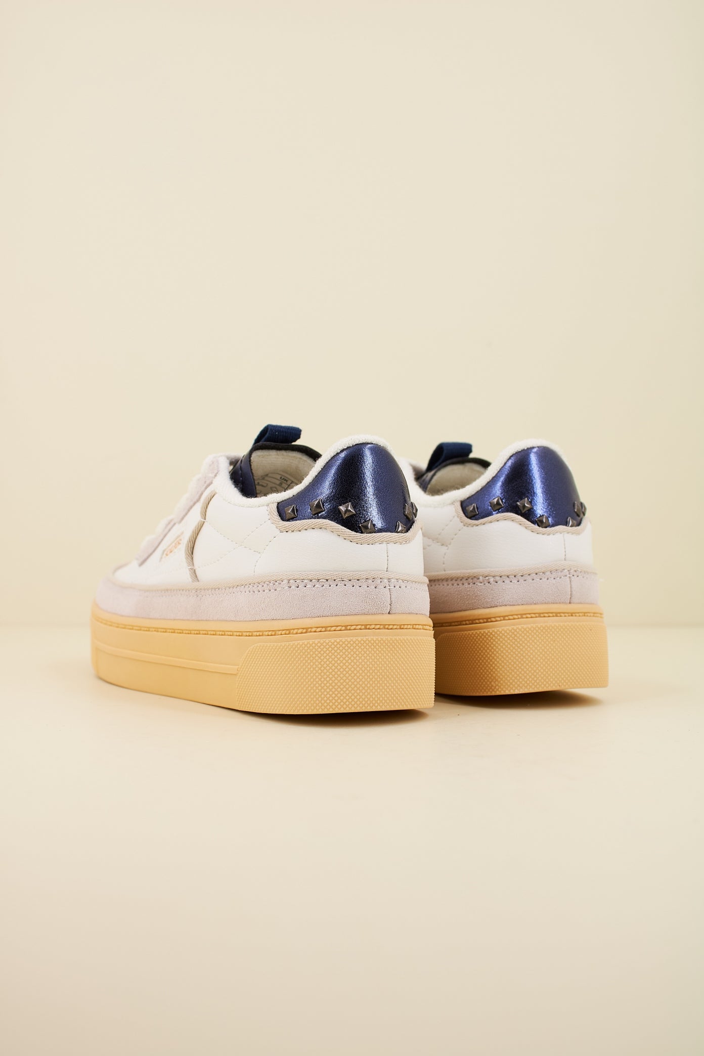 SCALPERS BOTTO D en color BEIGE  (3)