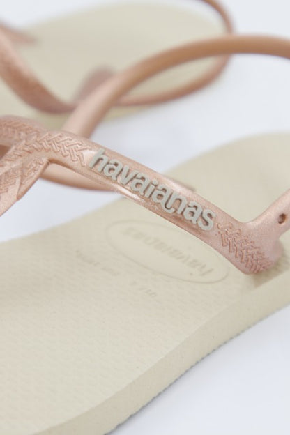 HAVAIANAS  en color SANDGR  (3)