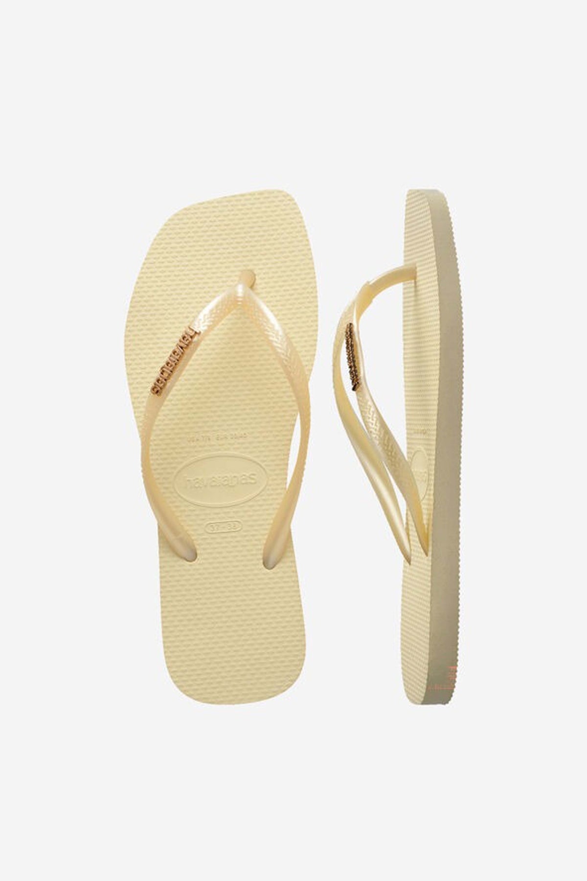 HAVAIANAS SQUARE LOGO METALLIC en color BEIGE  (3)