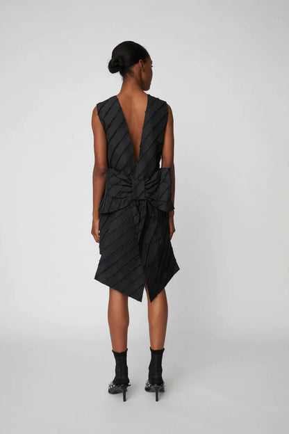STELLA NOVA MINI DRESS WITH BOW  en color   (3)