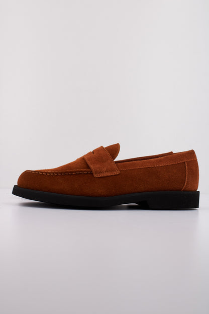 SEBAGO RYAN SUEDE POLARIS en color BROWNCOG  (1)