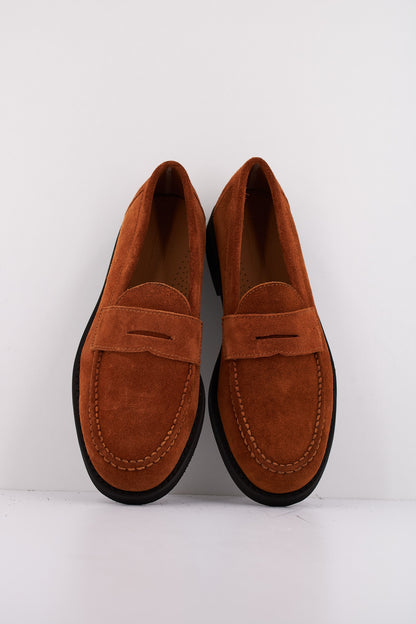 SEBAGO RYAN SUEDE POLARIS en color BROWNCOG  (3)