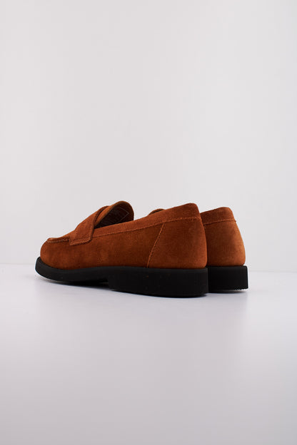 SEBAGO RYAN SUEDE POLARIS en color BROWNCOG  (4)