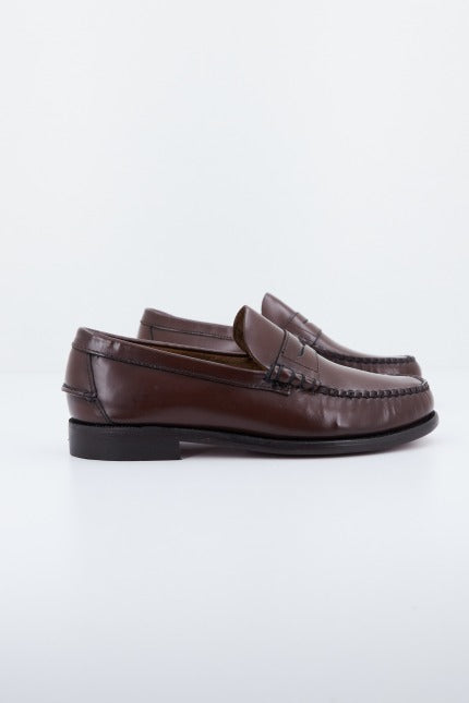 SEBAGO CLASSIC ANCHO ESPECI en color WISKY  (2)