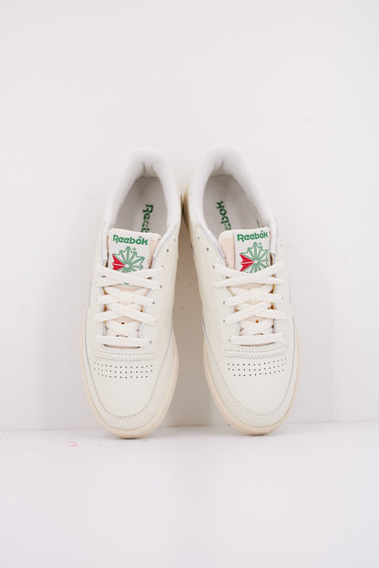 REEBOK CLUB C  VINTAGE en color CHALK  (3)