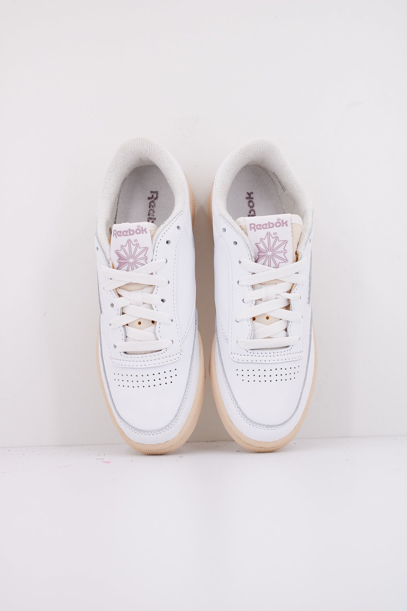 REEBOK CLUB C  VINTAGE en color FTWWHT  (3)
