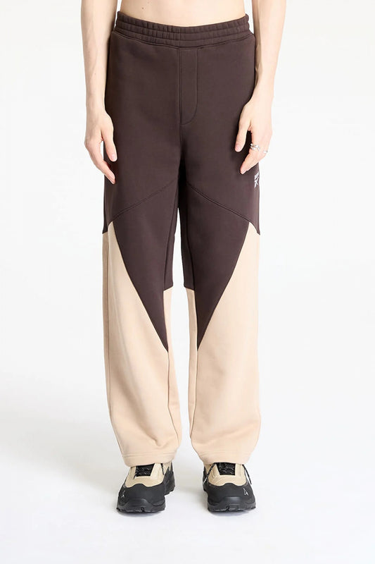 REEBOK  WIDE LEG FT UNEARTH en color BRNTN  (1)