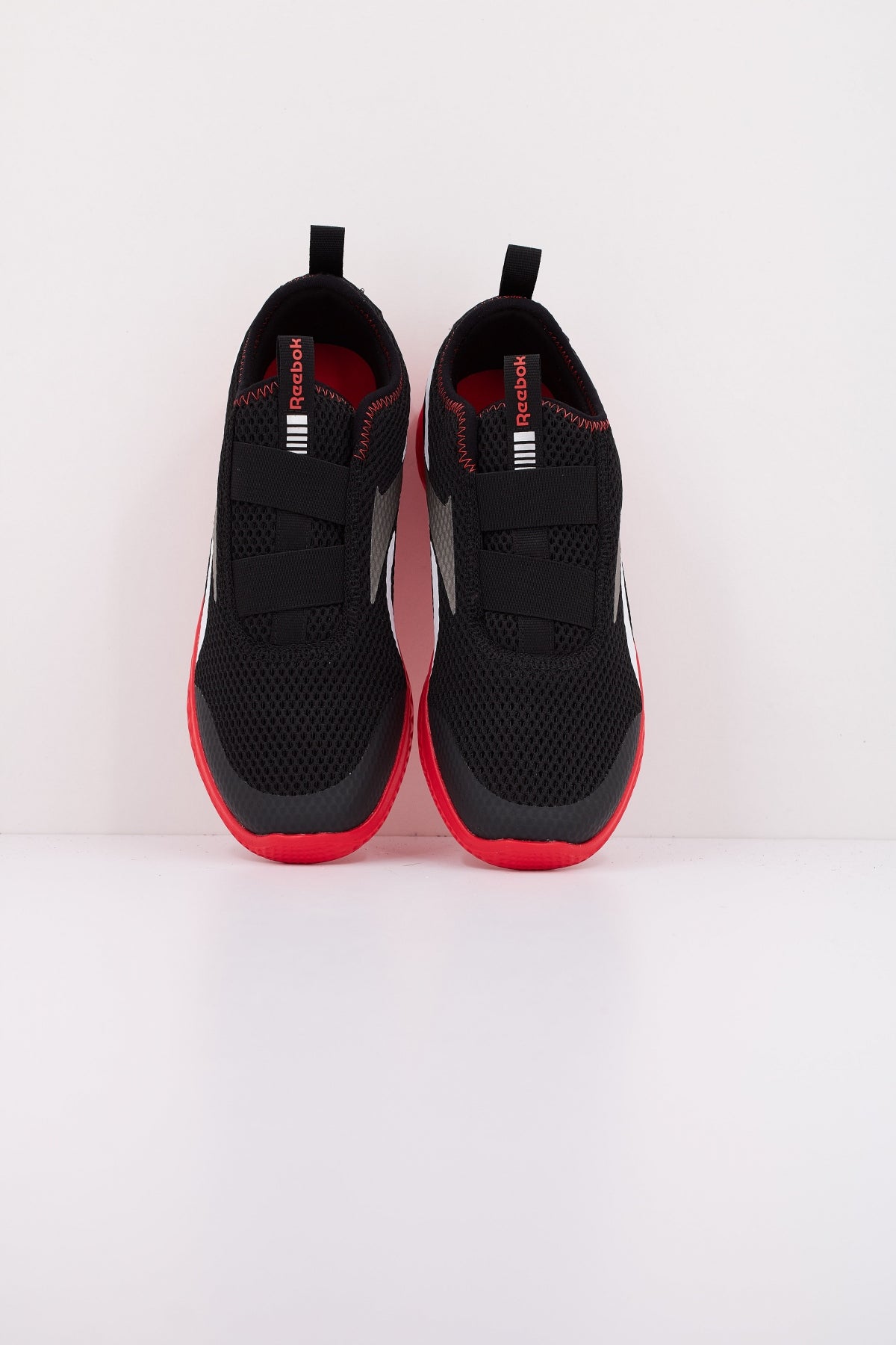 REEBOK  RUSH RUNNER SLIP-ON en color NGYRED  (3)