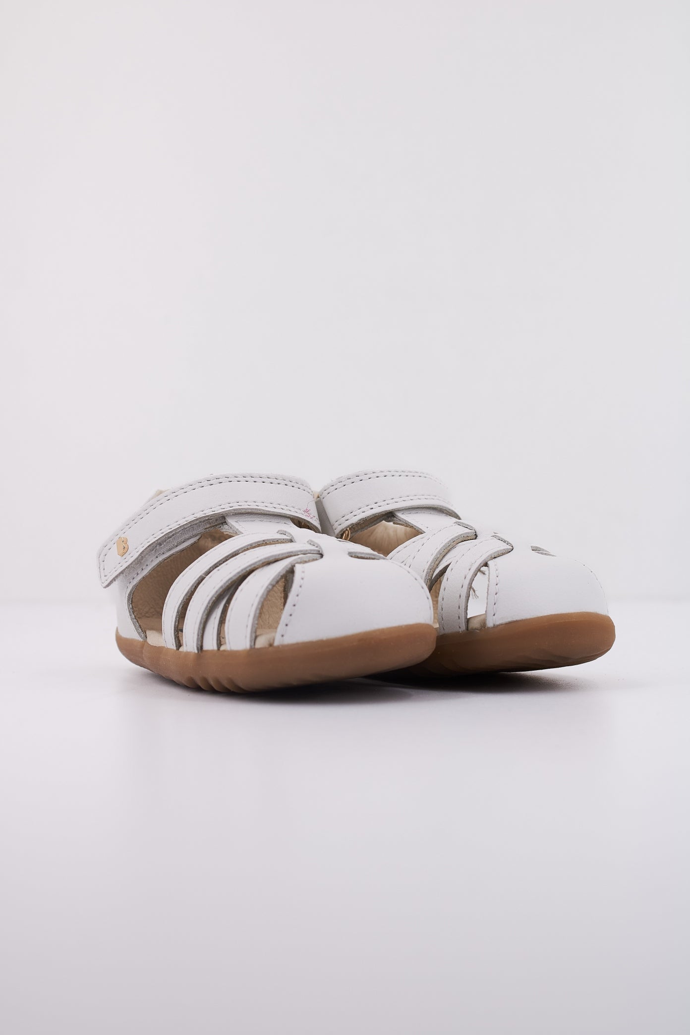 BOBUX CROSS JUMP en color WHITE  (2)