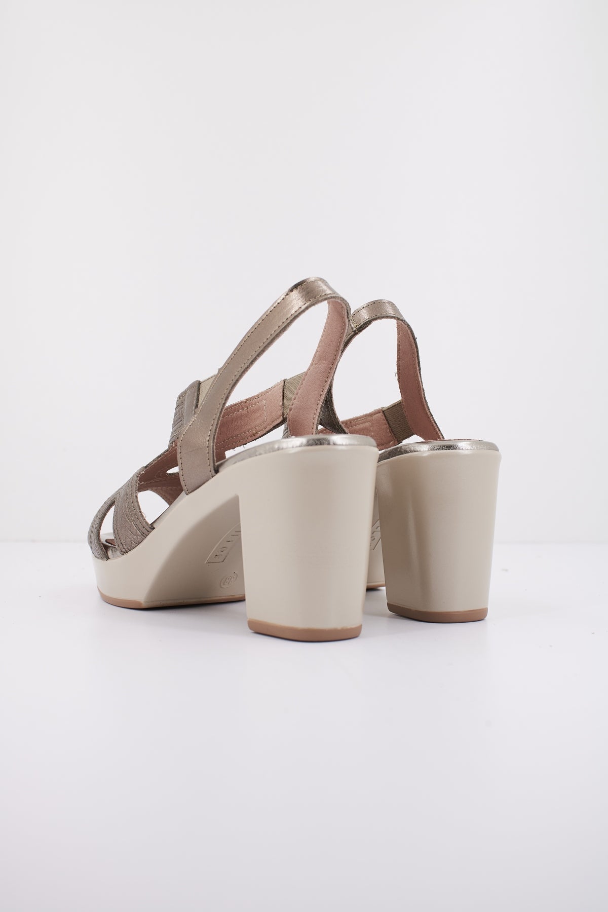 PITILLOS P en color BRONZE  (3)