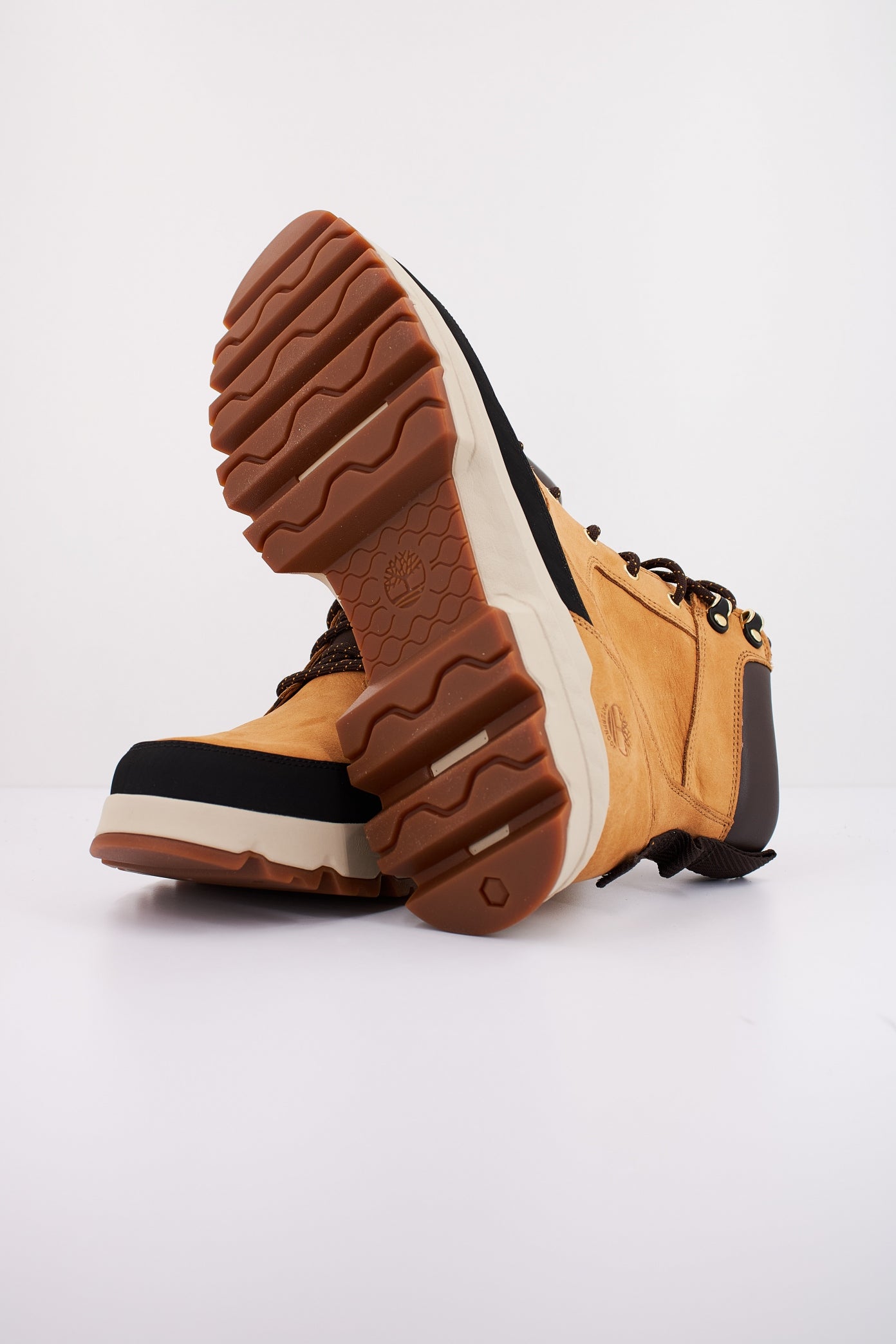 TIMBERLAND TBL ORIGINALS ULTRA  en color WHEAT  (5)