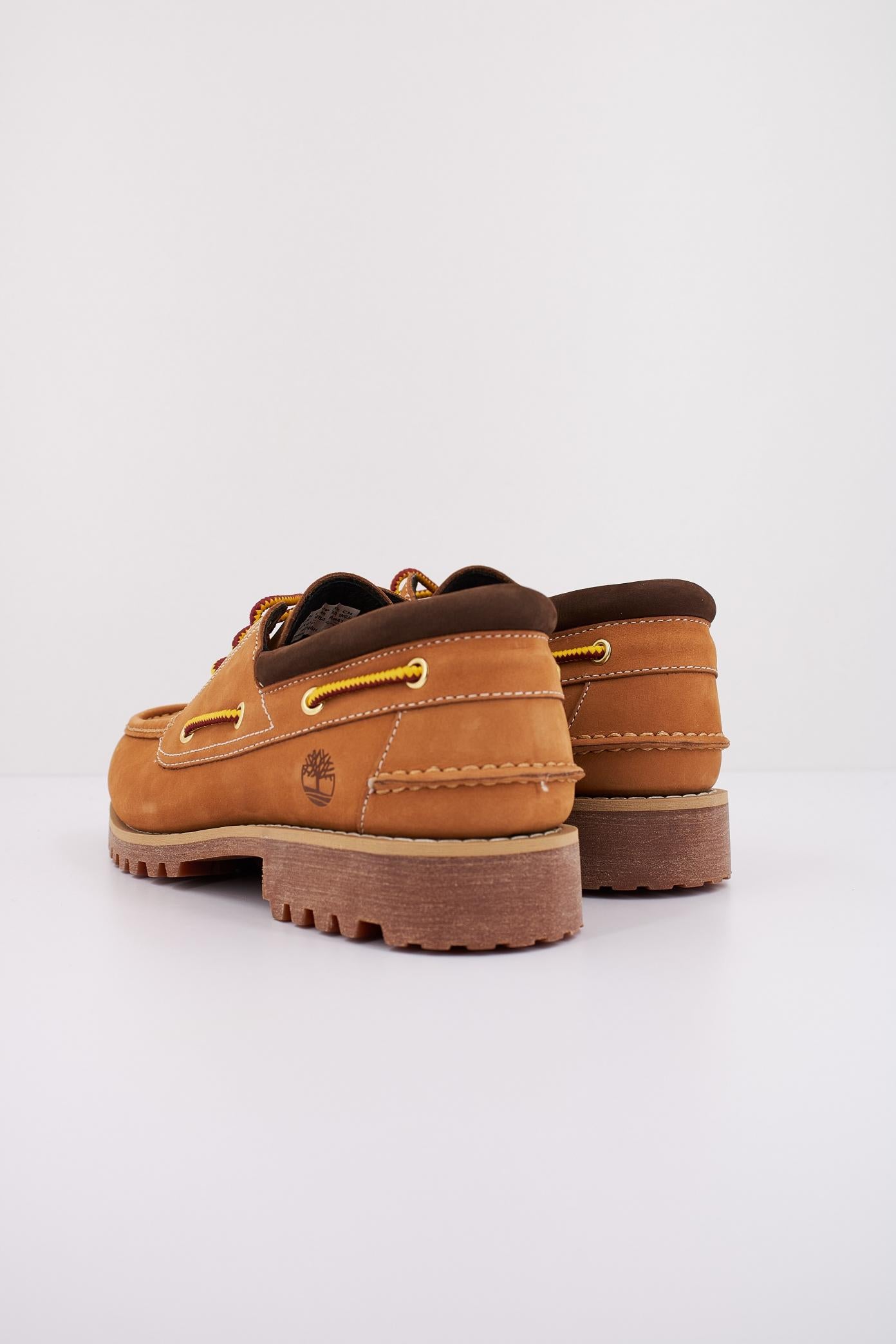 TIMBERLAND AUTHENTIC BOAT en color NUBUCK  (4)