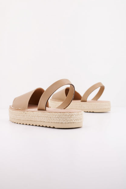 QUONDAM IRENE en color TAUPE  (4)