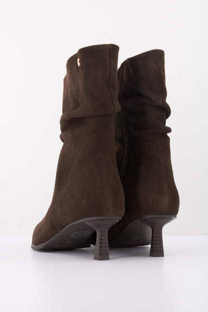 TOP BOTA CORTA ARRUGADA en color MOKA  (4)