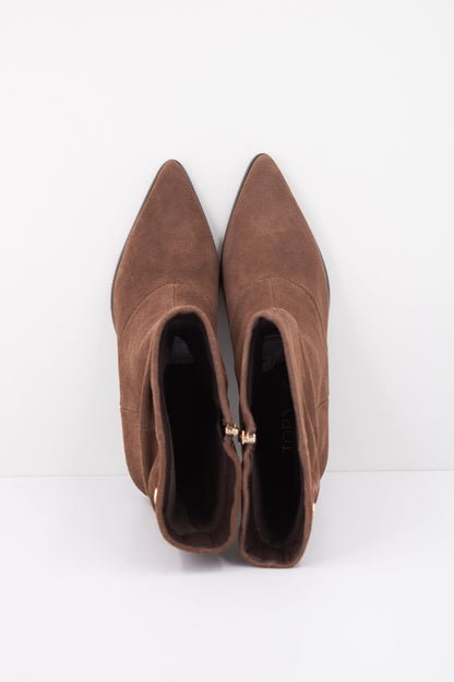 TOP BOTA CORTA ARRUGADA en color TAUPE  (3)