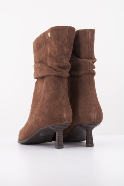 TOP BOTA CORTA ARRUGADA en color TAUPE  (4)